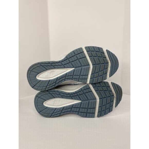 Woman's Sneakers & Athletic Shoes New Balance WX608WB5 8.5B - Picture 7 of 8